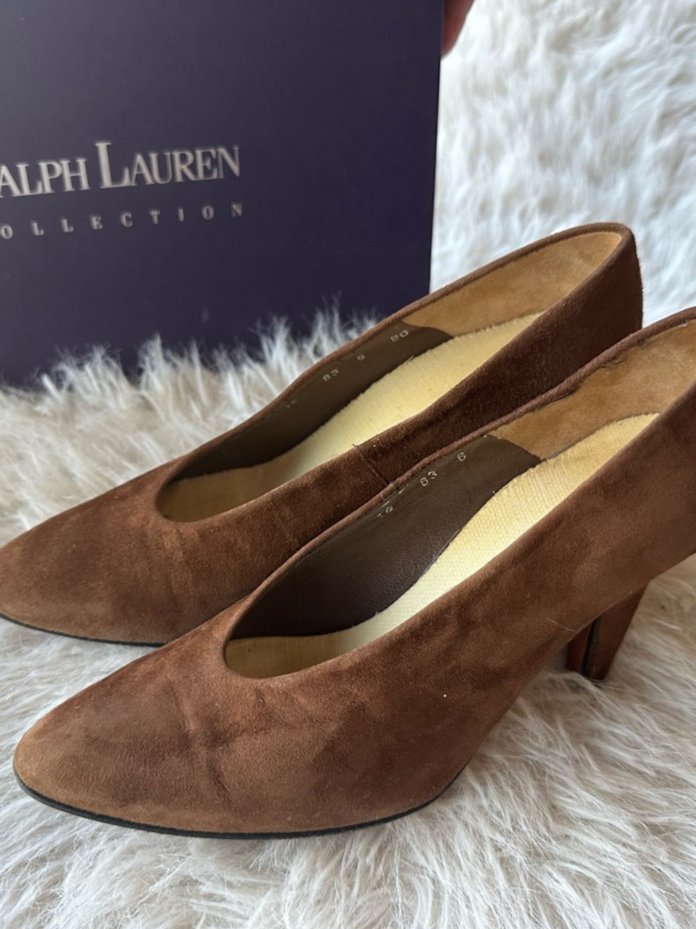 Vintage from 1998 Chestnut Brown Suede Pointed-Toe Pumps size 6 - Picture 11 of 16